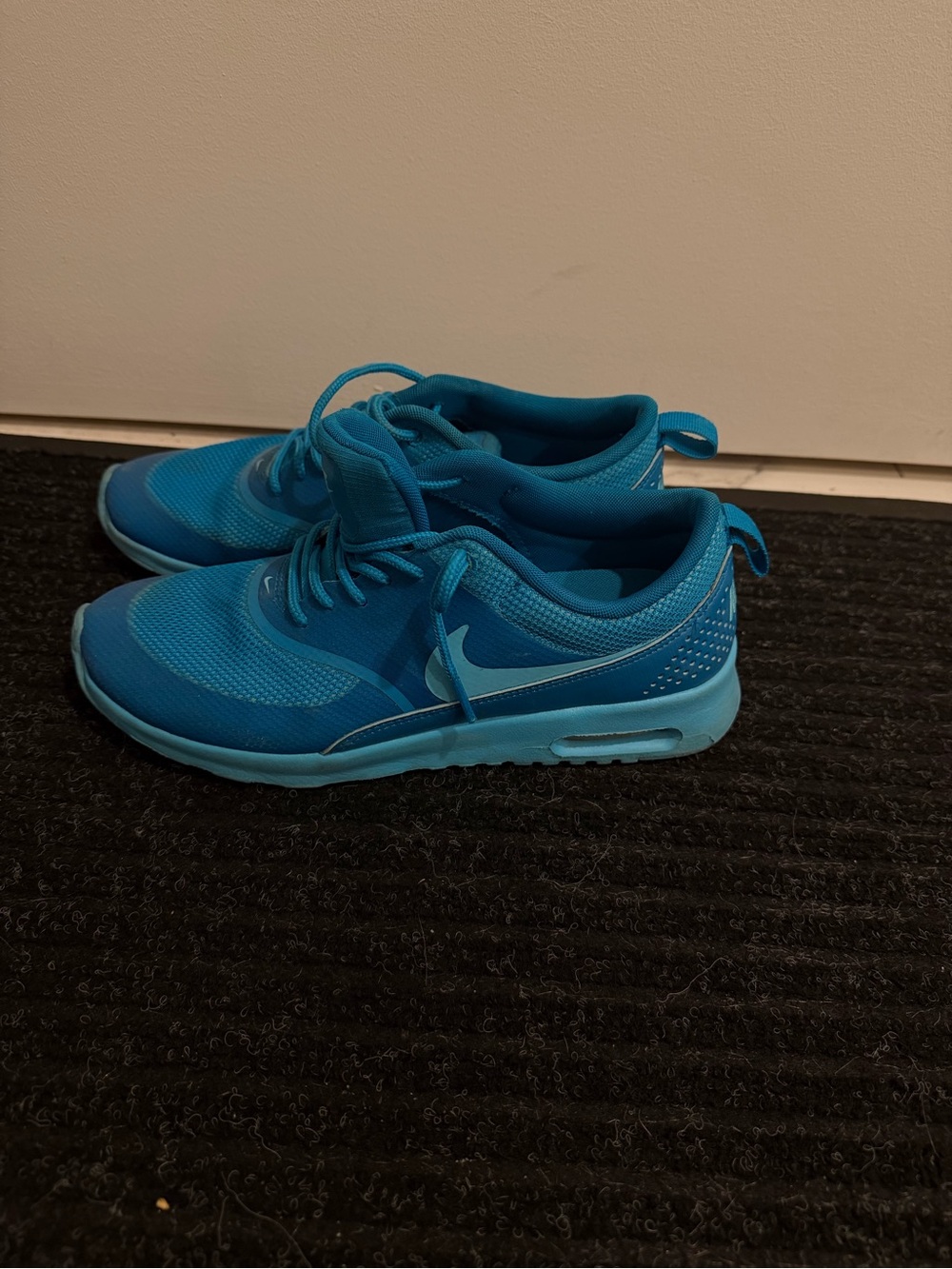 Nike Kids Turquoise Blue Lightweight Sneakers